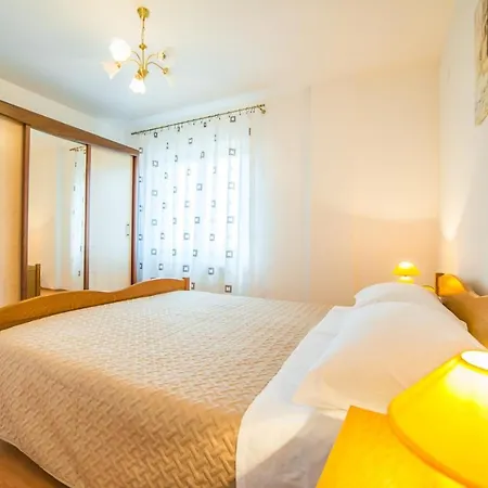 Leone 270 * Rovinj